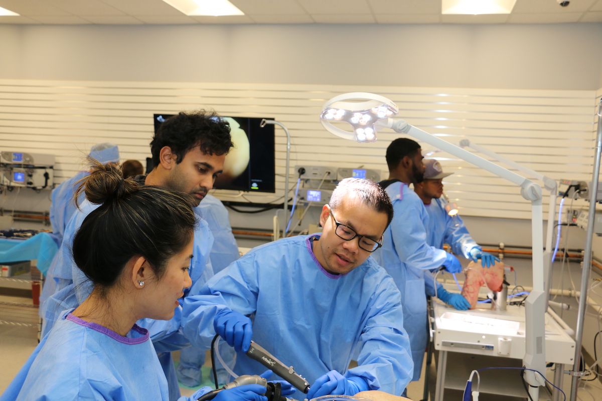 Dr. Chin teaching at the Arthroscopy Boot Camp