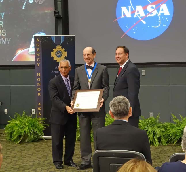 Dr. Cavanagh Receives Award